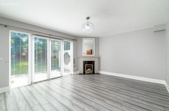 Church Avenue, Eden Gate, Delgany, Co. Wicklow - Click to view photos