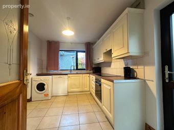 5 Millbrook Drive, Monksland, Athlone, Co. Roscomm, Athlone, Co. Roscommon - Image 2