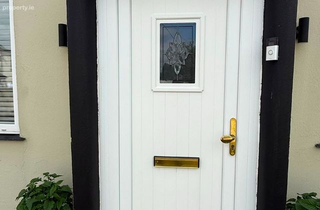 8 The Green, Clara, Clara, Co. Offaly - Click to view photos