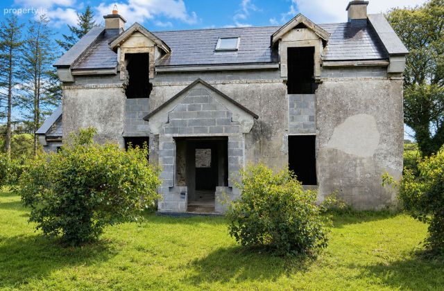 Doonmeegin, Ballymote, Co. Sligo - Click to view photos