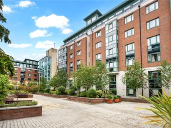 67 Adelaide Square, Whitefriar Square, Dublin 8, Dublin 8
