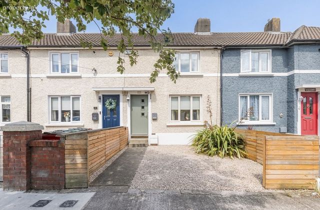 31 Glencloy Road, Whitehall, Dublin 9 - Click to view photos