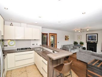 73 Merrion Court, Montenotte, Co. Cork - Image 5