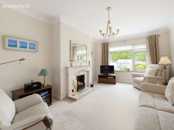 109 Foxrock Park, Dublin 18, Foxrock, Dublin 18 - Image 4