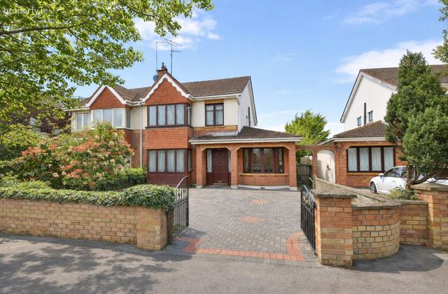 19 The Elms, Beaufort Place, Navan, Co. Meath - Click to view photos