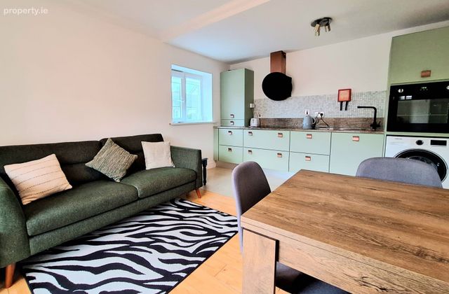 Apartment 8, Baron's Hall Lodge, Barons Hall Park, Barons Hall, Balbriggan, Co. Dublin - Click to view photos