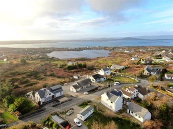 An Bothar Bui, Carraroe, Co. Galway, Carraroe, Co. Galway - Image 4