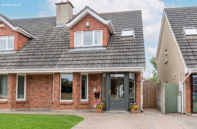 18 Orchard Close (plus Attic Conversion), Donabate, Donabate, Co. Dublin - Click to view photos