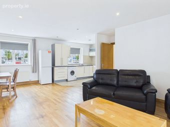 72 De Vesci Court, Fairgreen, Portlaoise, Co. Laois - Image 2
