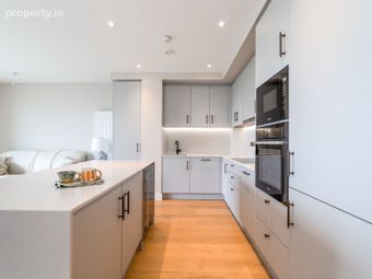 8th Floor Apartment, The Gardens, Merrion, Dublin 4 - Image 5
