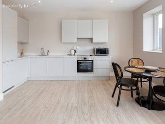 4 Orby, Phoenix Park Racecourse, Castleknock, Dublin 15, Castleknock, Dublin 15 - Image 4