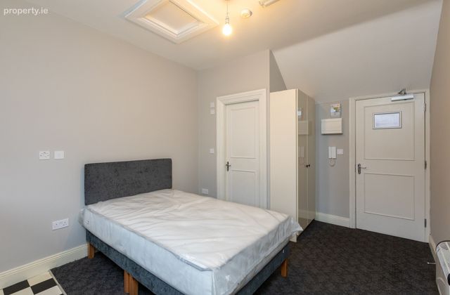 Flat 5, 15 Annesley Bridge Road, Fairview, Dublin 3 - Click to view photos