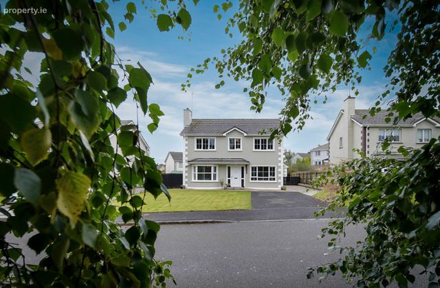 39 Lawnsdale, Navenny, Ballybofey, Ballybofey, Co. Donegal - Click to view photos