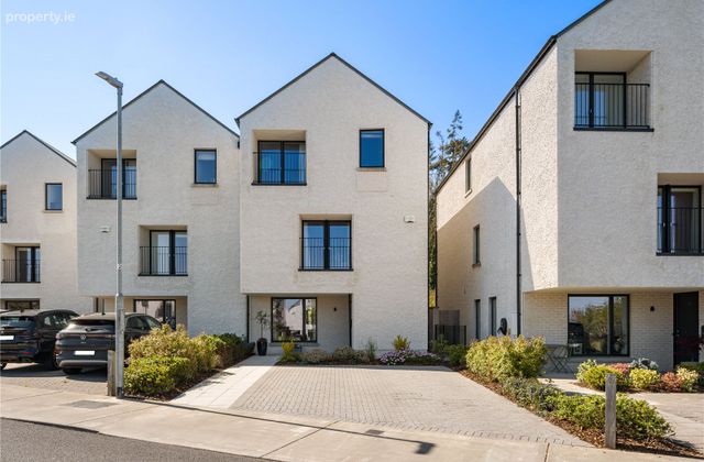 45 Sika Woods, Enniskerry, Co. Wicklow, Enniskerry, Co. Wicklow - Click to view photos