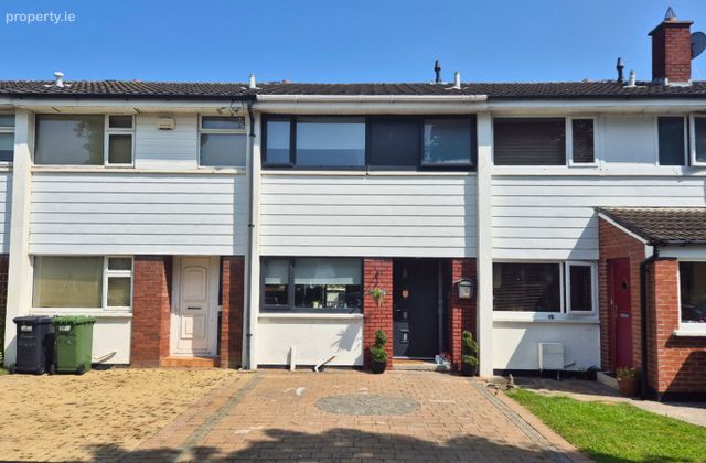 14 Bayside Crescent, Sutton, Dublin 13 - Click to view photos