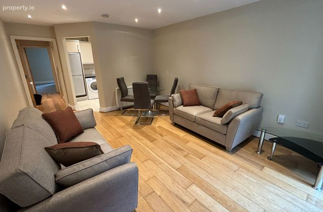 Glenwood, Landscape Road, Churchtown, Dublin 14 - Click to view photos