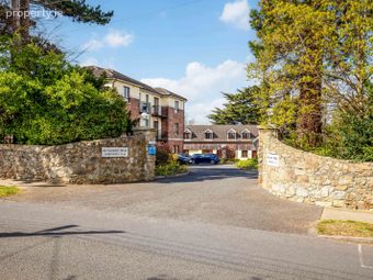 Apartment 32, Block B, Altamont Hall, Dundrum, Dublin 14 - Image 2