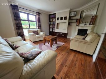 16 Ashthorn Avenue, Headford, Headford, Co. Galway - Image 2