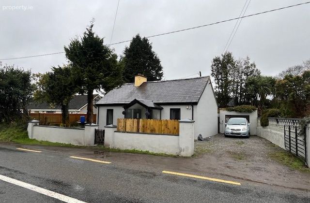 Lisnashandrum, Berrings, Inishcarra, Co. Cork - Click to view photos
