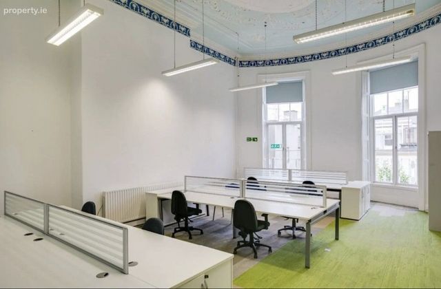 Fitzwilliam Street Lower, Dublin 2 - Click to view photos