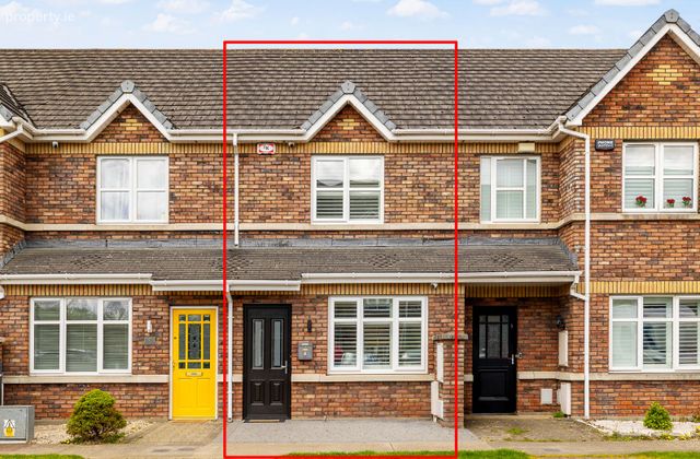 5 Castlegrange Park, Castaheany, Clonee, Dublin 15 - Click to view photos