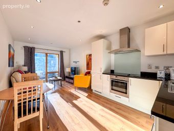 Oak House, Carrickmines Green, Carrickmines, Dublin 18 - Image 4