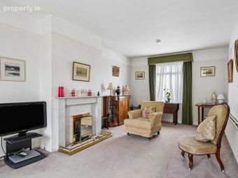 29 Glenomena Park, Booterstown, Co. Dublin - Image 5