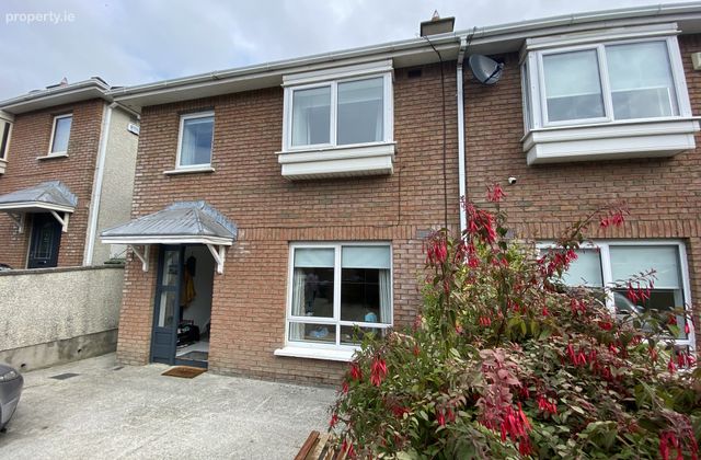 6 The Green, Beaumont Woods, Beaumont, Dublin 9 - Click to view photos