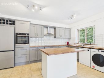 Apartment 42, Sandymount, Ardkeen Woods, Ardkeen, Co. Waterford - Image 5