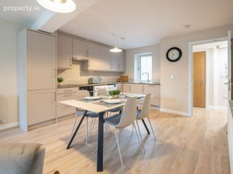 Apartment 2, 115 West Street, Drogheda, Co. Louth - Image 4