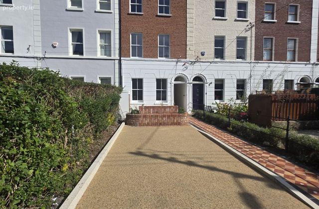 Prince Of Wales Terrace, Dublin 4, Sandymount, Dublin 4 - Click to view photos