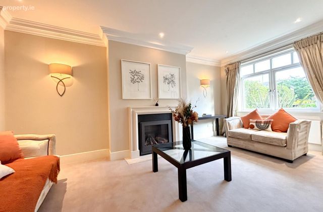 College Square, Dublin 6w, Templeogue, Dublin 6w - Click to view photos