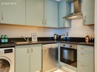 2 Bedroom Apartment, Unit 6 New Street South, Dublin 8 - Image 3