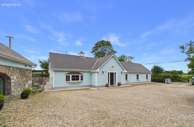 Downamona, Nenagh, Co. Tipperary, Carrigatogher, Co. Tipperary - Click to view photos