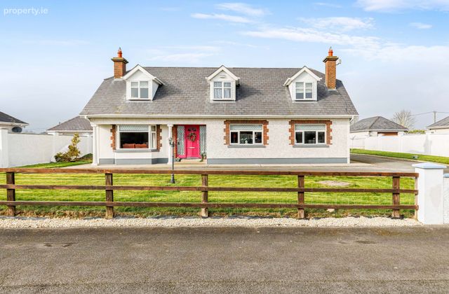 Girley, Fordstown, Co. Meath, Fordstown, Co. Meath - Click to view photos