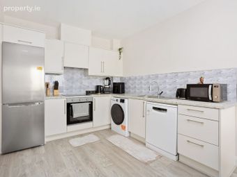 3 Tyrrells Brook Crescent, Tyrrellsbrook, Edenderry, Co. Offaly - Image 3