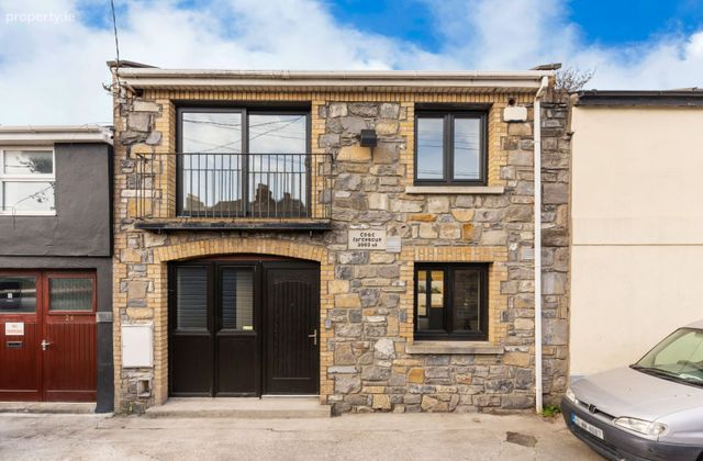 Teach Fortescue, 24 Fortescue Lane, Ranelagh, Dublin 6 - Click to view photos