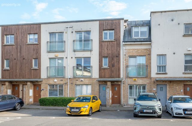 6 Waterside Avenue, Waterside, Malahide, Dublin, Malahide, Co. Dublin - Click to view photos