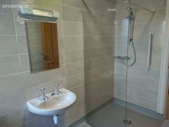 Neale Road, Ballinrobe, Co. Mayo - Image 4