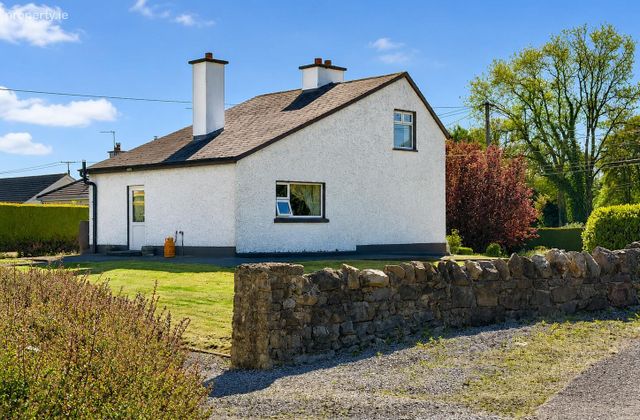 Kilnahinch, Moate, Moate, Co. Westmeath - Click to view photos