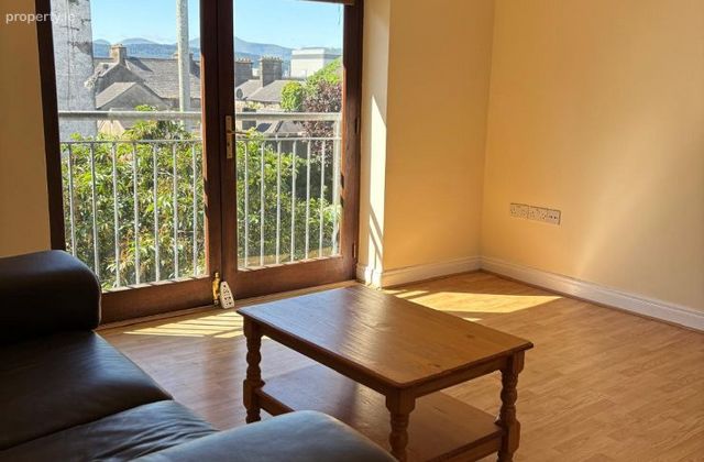 Kickham Court, Davis Street, Tipperary Town, Co. Tipperary - Click to view photos