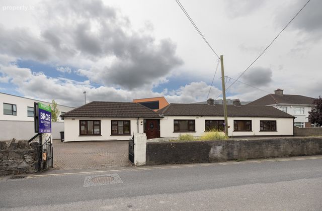 2 Saint John's Road West, Dublin 22, Grange Castle, Co. Dublin - Click to view photos