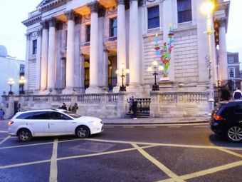 Apartment 8, Georges Court, Dublin 2 - Image 4