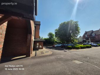 7a Rochelle Court, Old Blackrock Road, Ballinlough, Co. Cork - Image 3