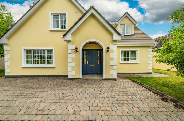12 The Meadows, Cooleragh, Coill Dubh, Naas, Co Kildare, Coolearagh, Co. Kildare - Click to view photos