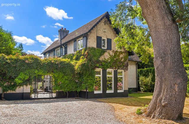 Keady Galleon, Stillorgan Park, Blackrock, Co Dublin, Blackrock, Co. Dublin - Click to view photos