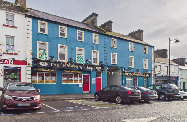 The Fiddlers Elbow, The Square, Ballaghaderreen Town, Co. Roscommon, Ballagh, Co. Roscommon - Click to view photos