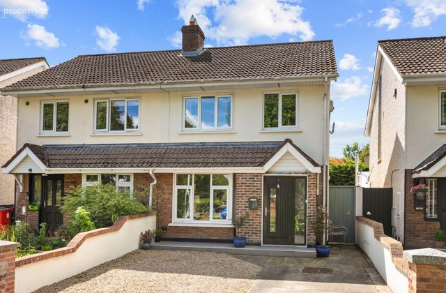 7 Bramley Crescent, Castleknock, Dublin 15, Co. Dublin, Castleknock, Dublin 15 - Click to view photos