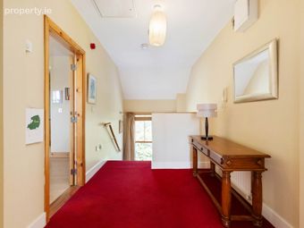 10 Woodbrook Court, Castleknock, Dublin 15, Co. Dublin, Castleknock, Dublin 15 - Image 2