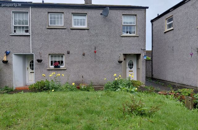 8 James Connolly Park, Tipperary Town, Co. Tipperary - Click to view photos
